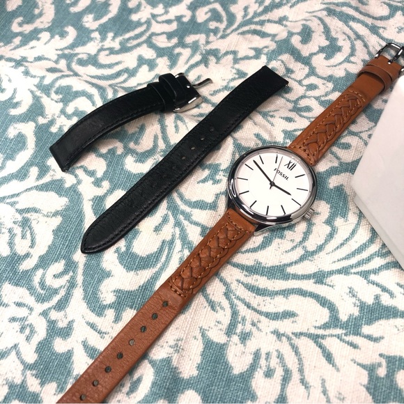 Fossil Watch w/ extra band - Picture 2 of 5